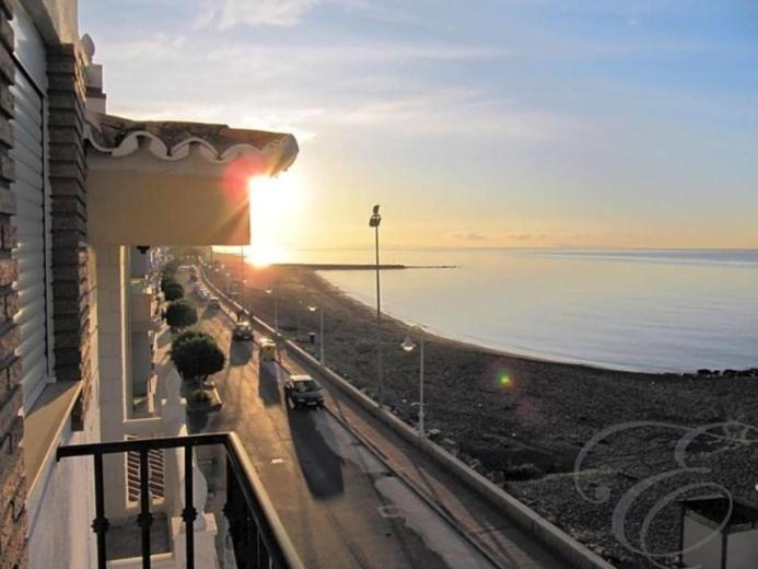 Algarrobo Costa Primera Linea De Playa Duplex Kültér fotó